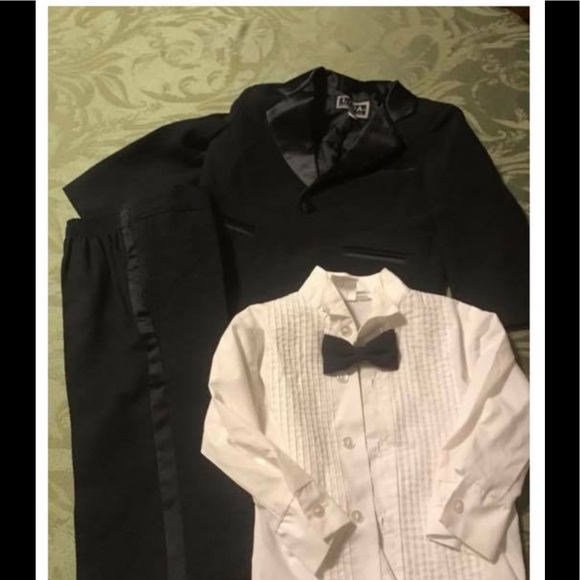 Other - 2t boys tux